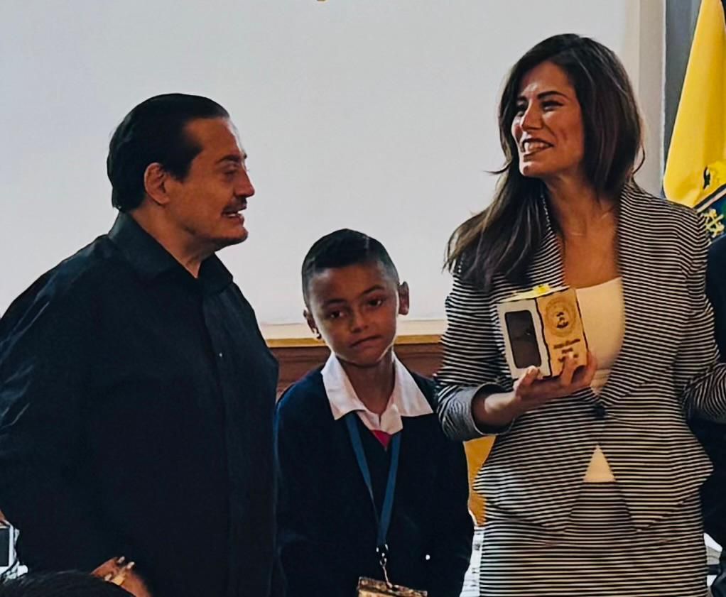 Niñas y niños del SUTAJ emprenden recorrido educativo por la Ruta de la Insurgencia