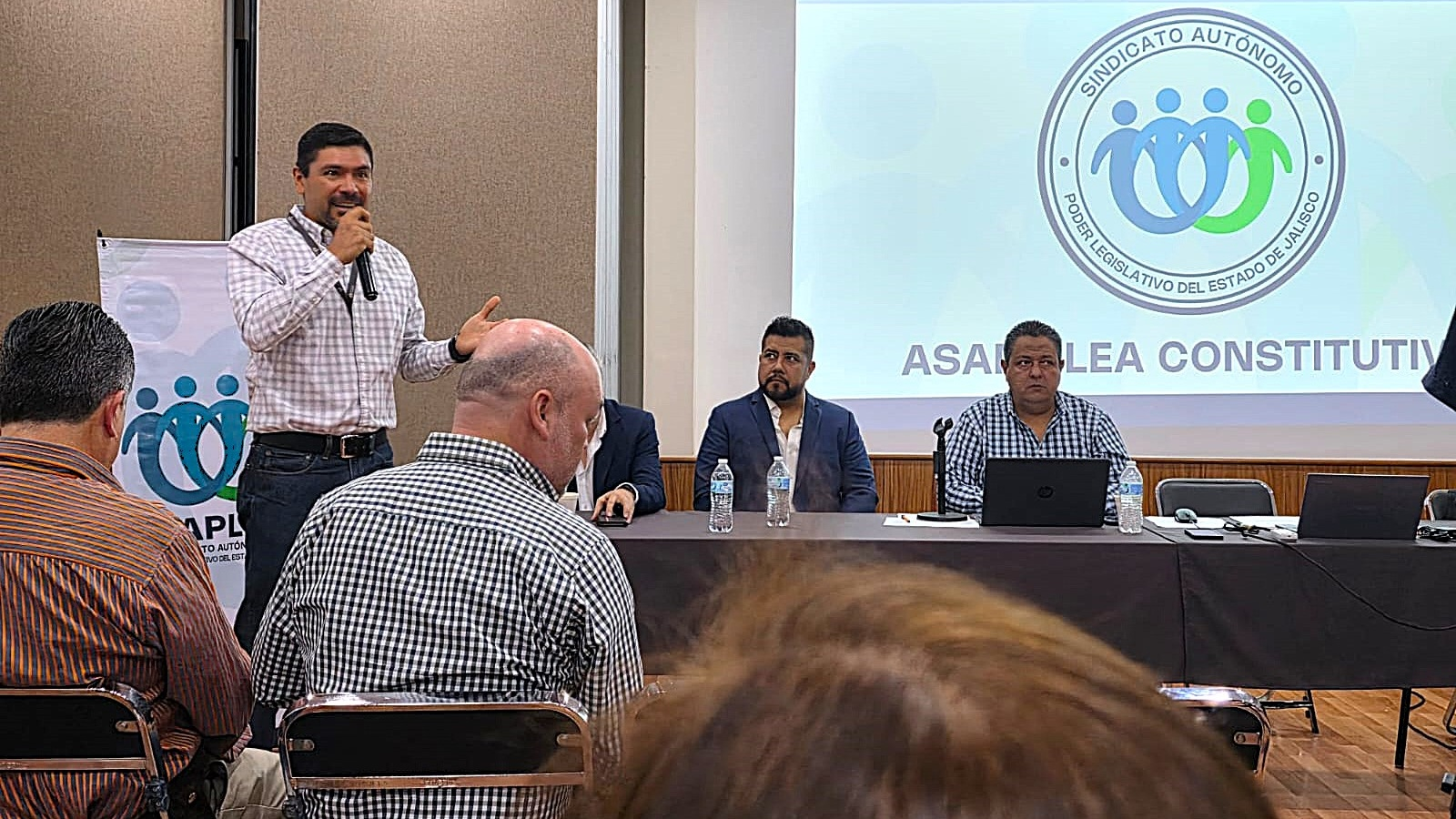 Trabajadores del Congreso de Jalisco crean sindicato autónomo y anuncian nueva agenda de transparencia sindical
